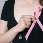 Douleurs mammaires : 9 causes fréquentes et quand consulter