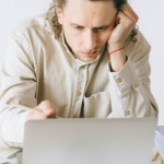Quand le travail épuise : reconnaître et prévenir le burn-out professionnel