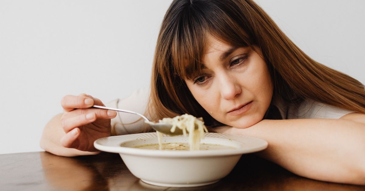 Dans l’assiette, moins d’angoisse : comment vos repas peuvent apaiser l’anxiété