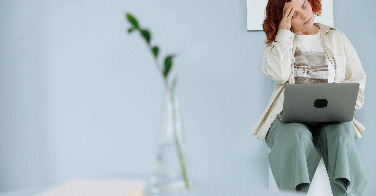 Nouveau job, nouvelles émotions : apprivoiser l’anxiété avant (et après) un changement de travail