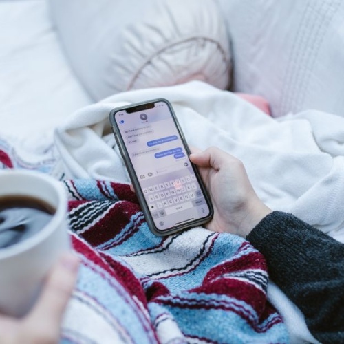 Quand les textos dérapent : comment éviter les disputes par message et mieux se comprendre